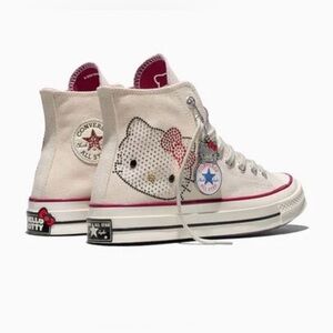 Swarovski Hello Kitty X Converse
